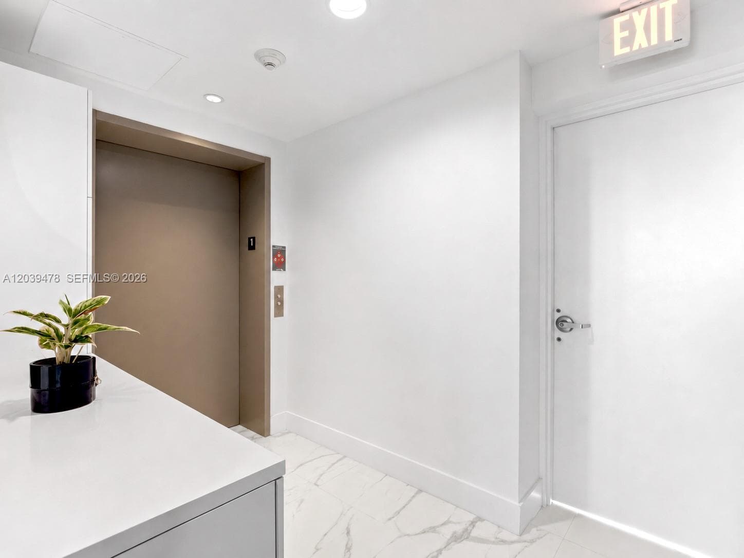 16385 Biscayne Blvd # 1117, North Miami Beach FL 33160 photo 5