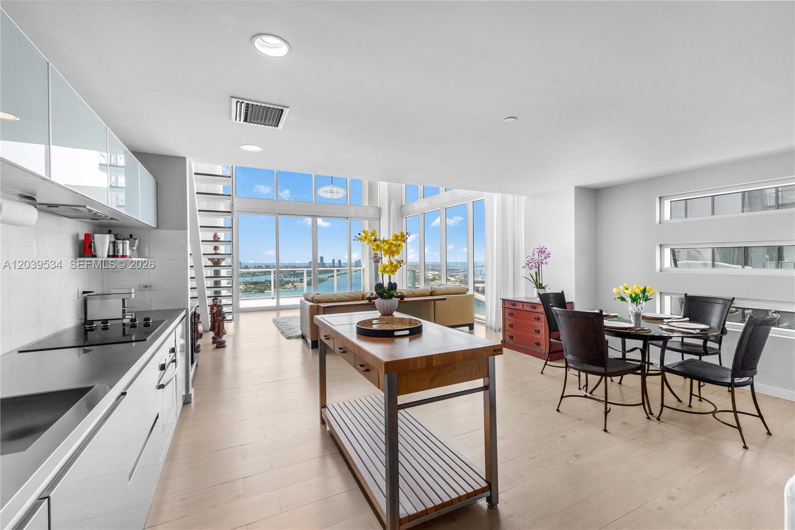 1040 Biscayne Blvd # 3101, Miami FL 33132 photo 4