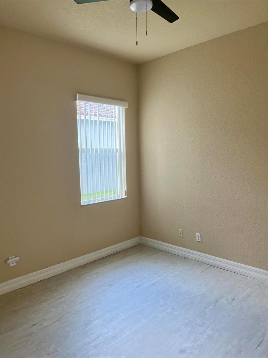 5579 55th Avenue, Vero Beach, FL 32967 photo 3