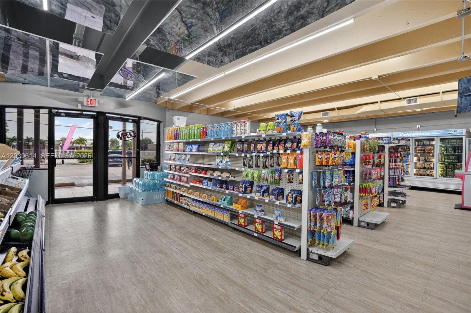 Turnkey Grocery, Convenience Store & Smoke Shop For Sale In Hialeah, Hialeah FL 33012 photo 5