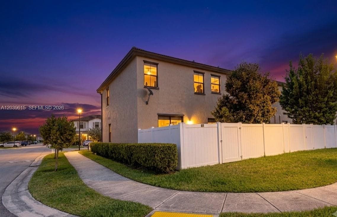11064 W 33rd Way, Hialeah FL 33018 photo 3