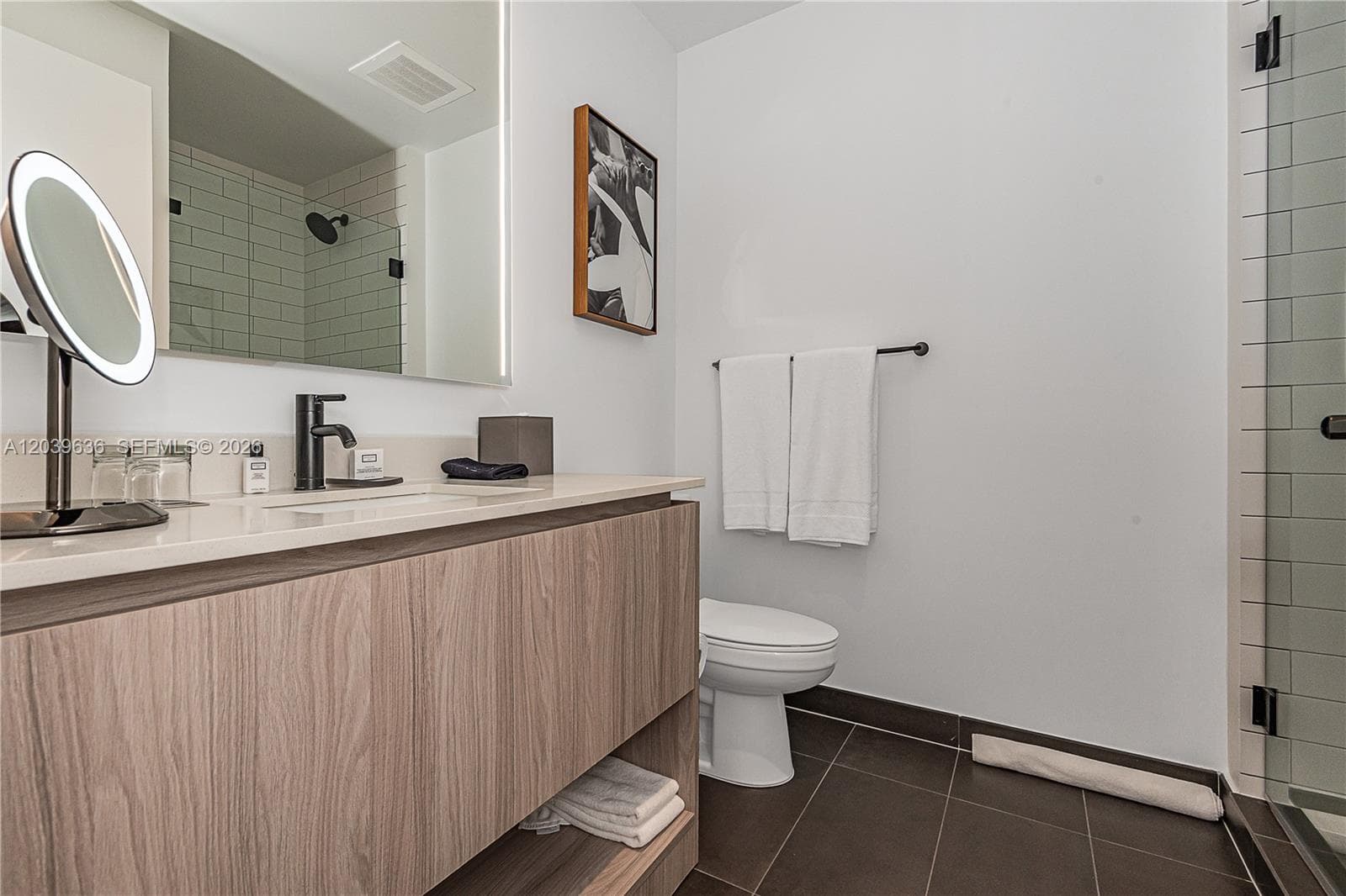 398 NE 5th St # 2904, Miami FL 33132 photo 5