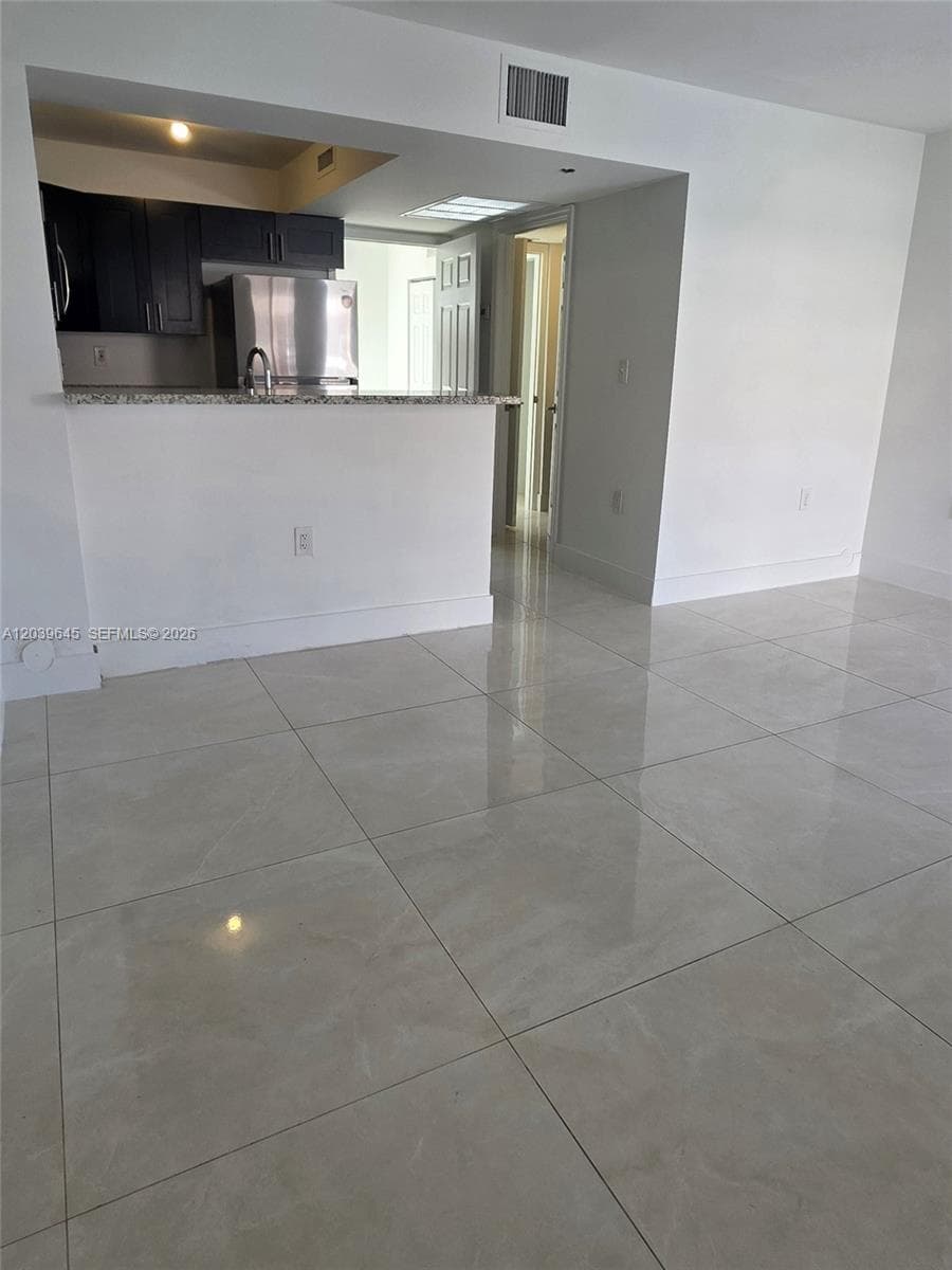 2154 W 60th St # 12111, Hialeah, FL 33016 photo 3