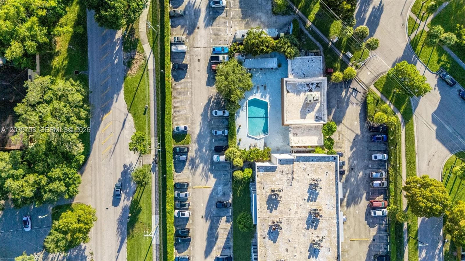 16851 NE 23rd Ave # A308, North Miami Beach FL 33160 photo 4