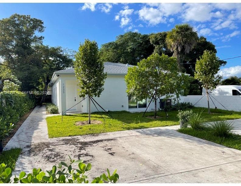 213 NW 12th St, Pompano Beach FL 33060 photo 3