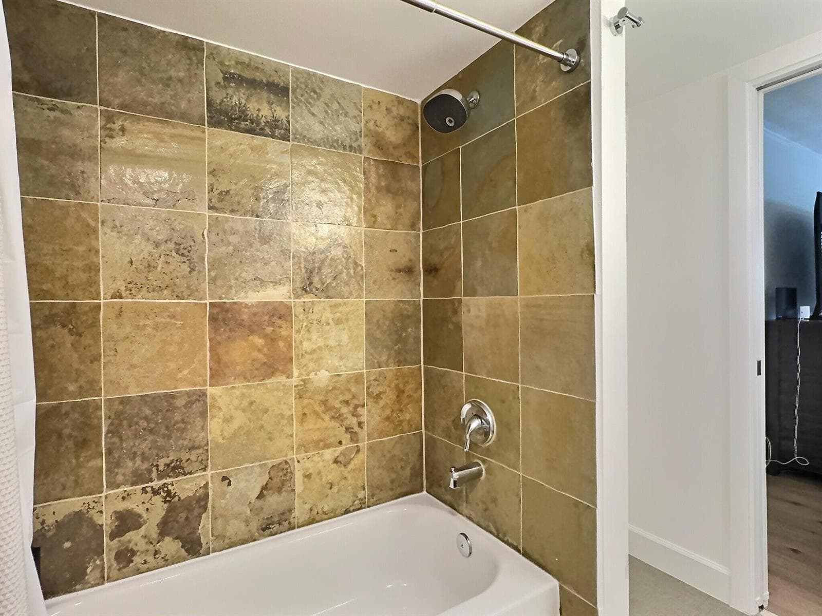 3017 N Oakland Forest Drive # 308, Oakland Park FL 33309 photo 4