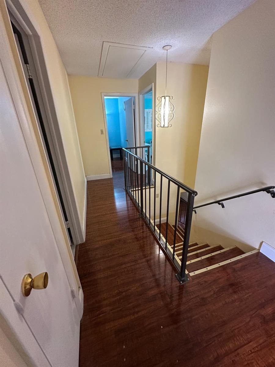 102 Pleasant Hill Lane, Tamarac FL 33319 photo 2