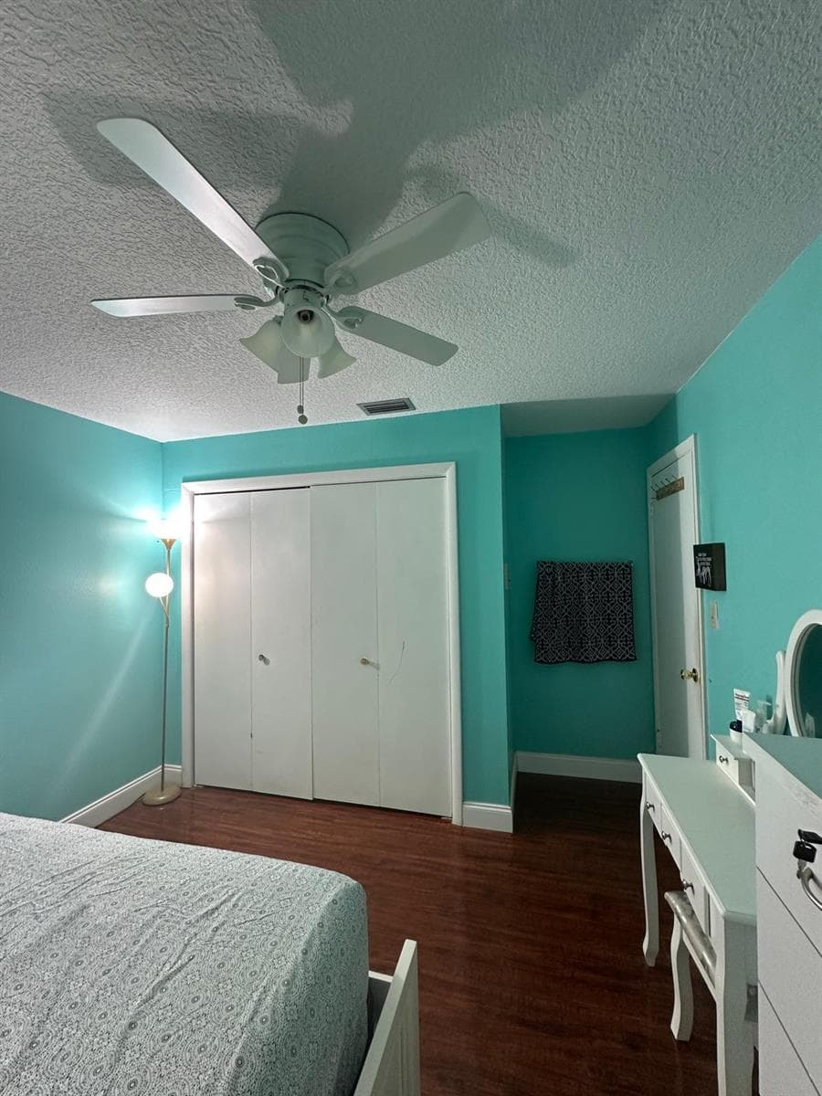 102 Pleasant Hill Lane, Tamarac FL 33319 photo 3