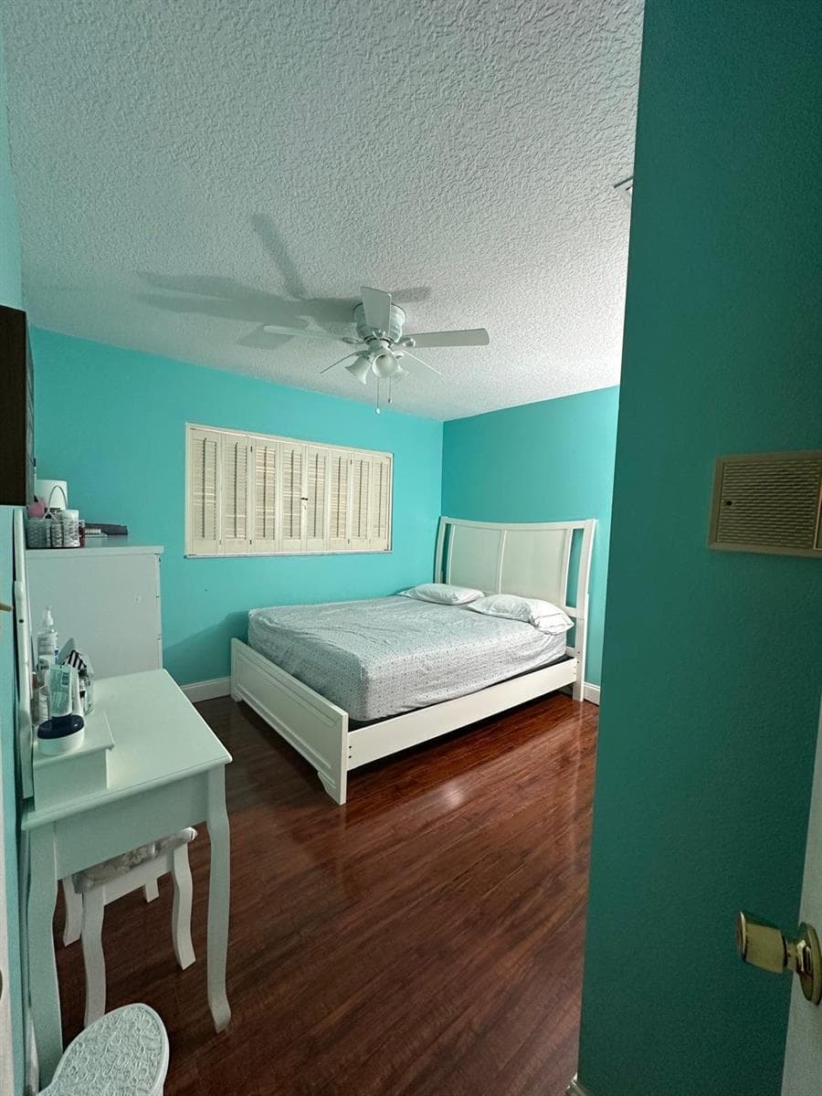 102 Pleasant Hill Lane, Tamarac FL 33319 photo 5