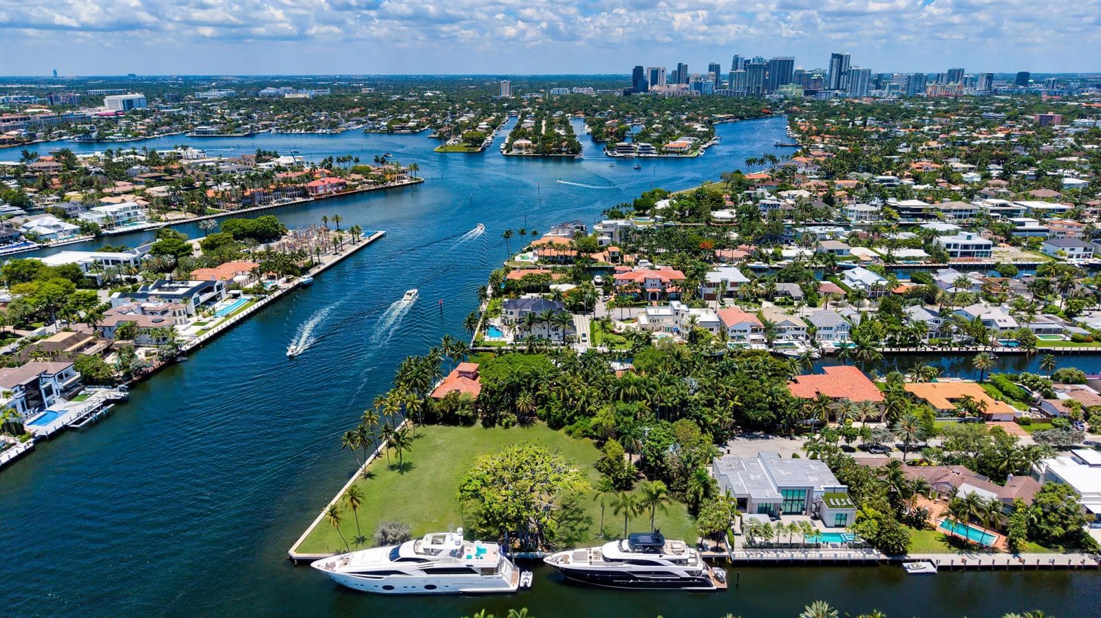 1000 Riviera Isle Drive, Fort Lauderdale FL 33301 photo 2