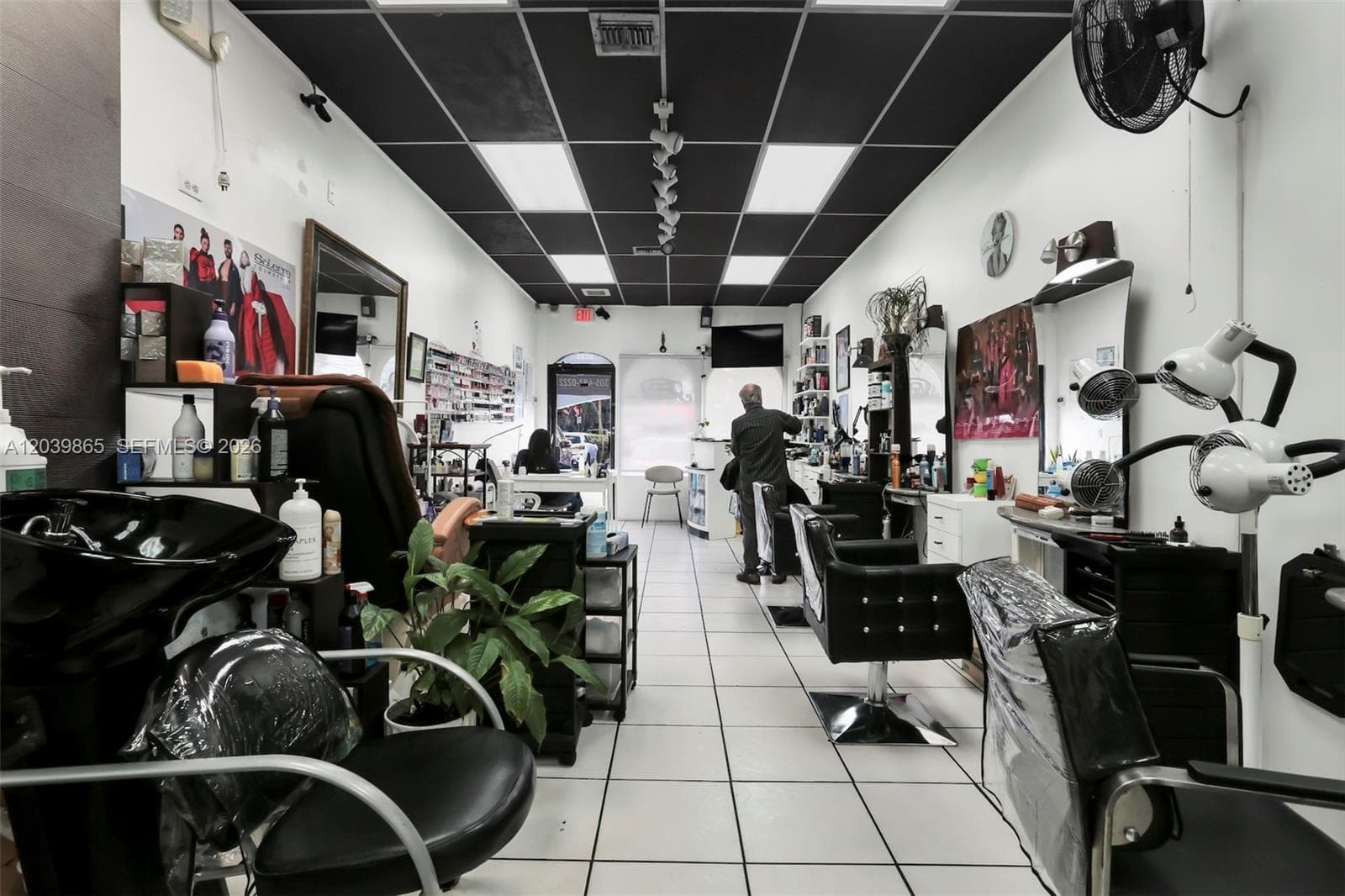 5233 NW 79th Ave, Doral FL 33166 photo 4