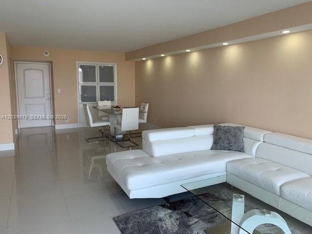 100 Bayview Dr # 904, Sunny Isles Beach FL 33160 photo 4