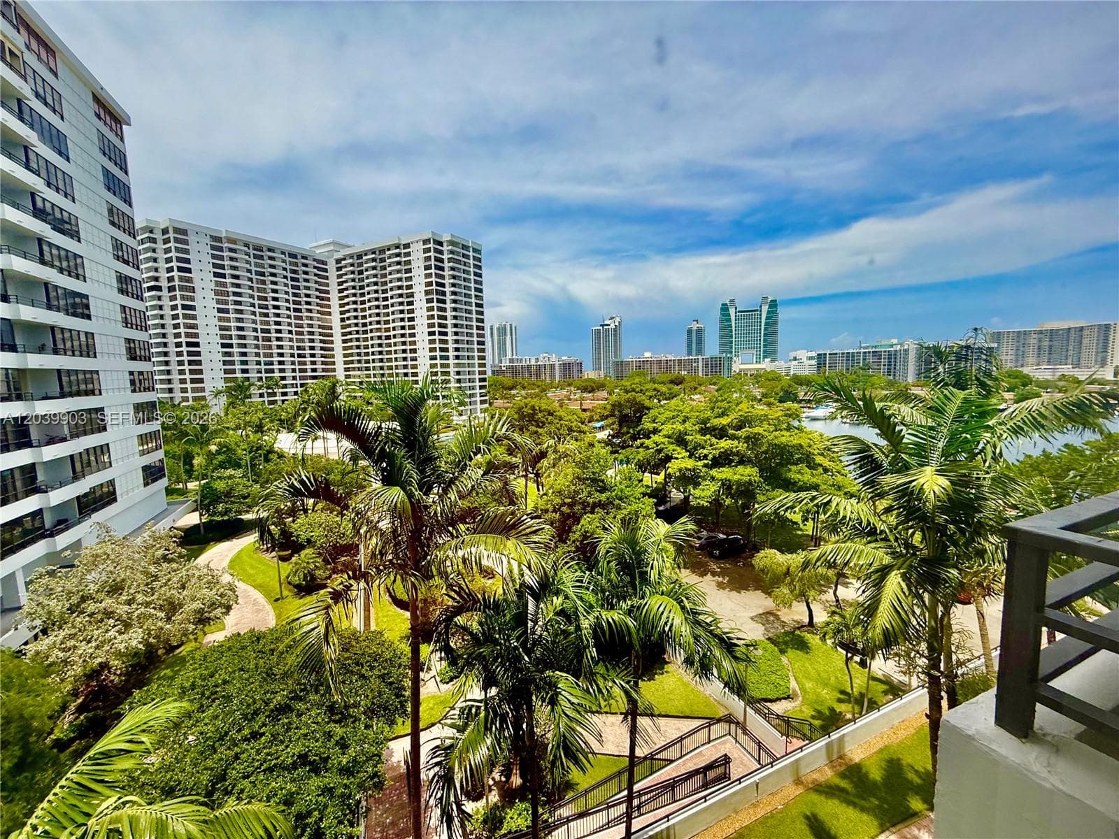 500 Three Islands Blvd # 421, Hallandale Beach FL 33009