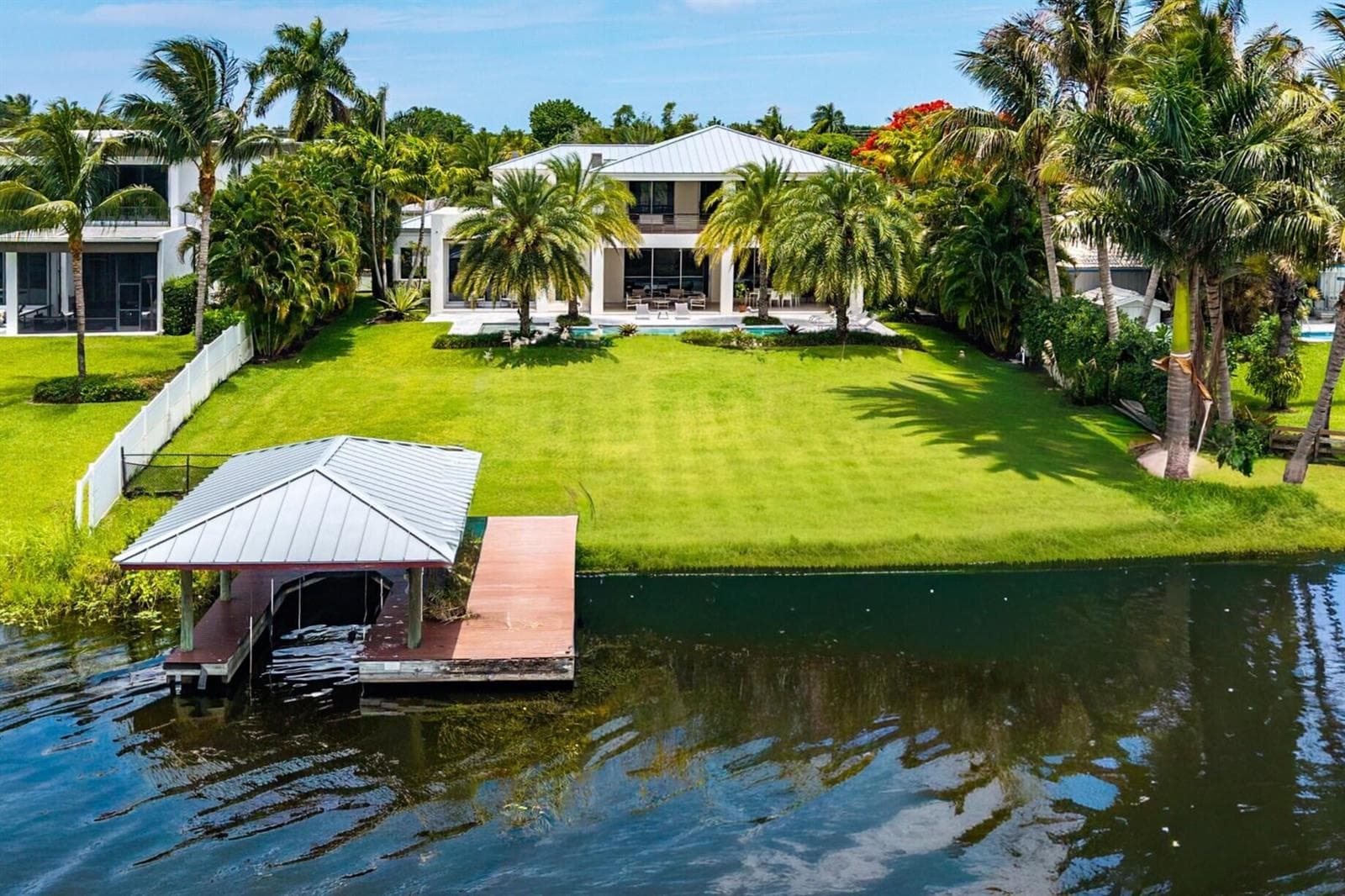 1508 Lake Drive, Delray Beach FL 33444 photo 2