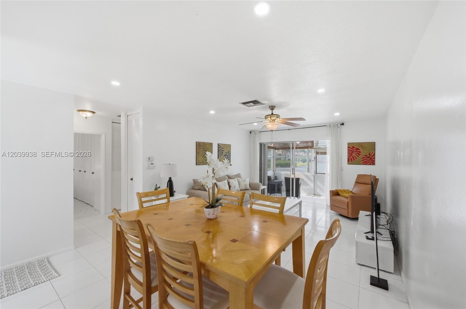 2894 E Crosley Dr E # D, West Palm Beach FL 33415 photo 4