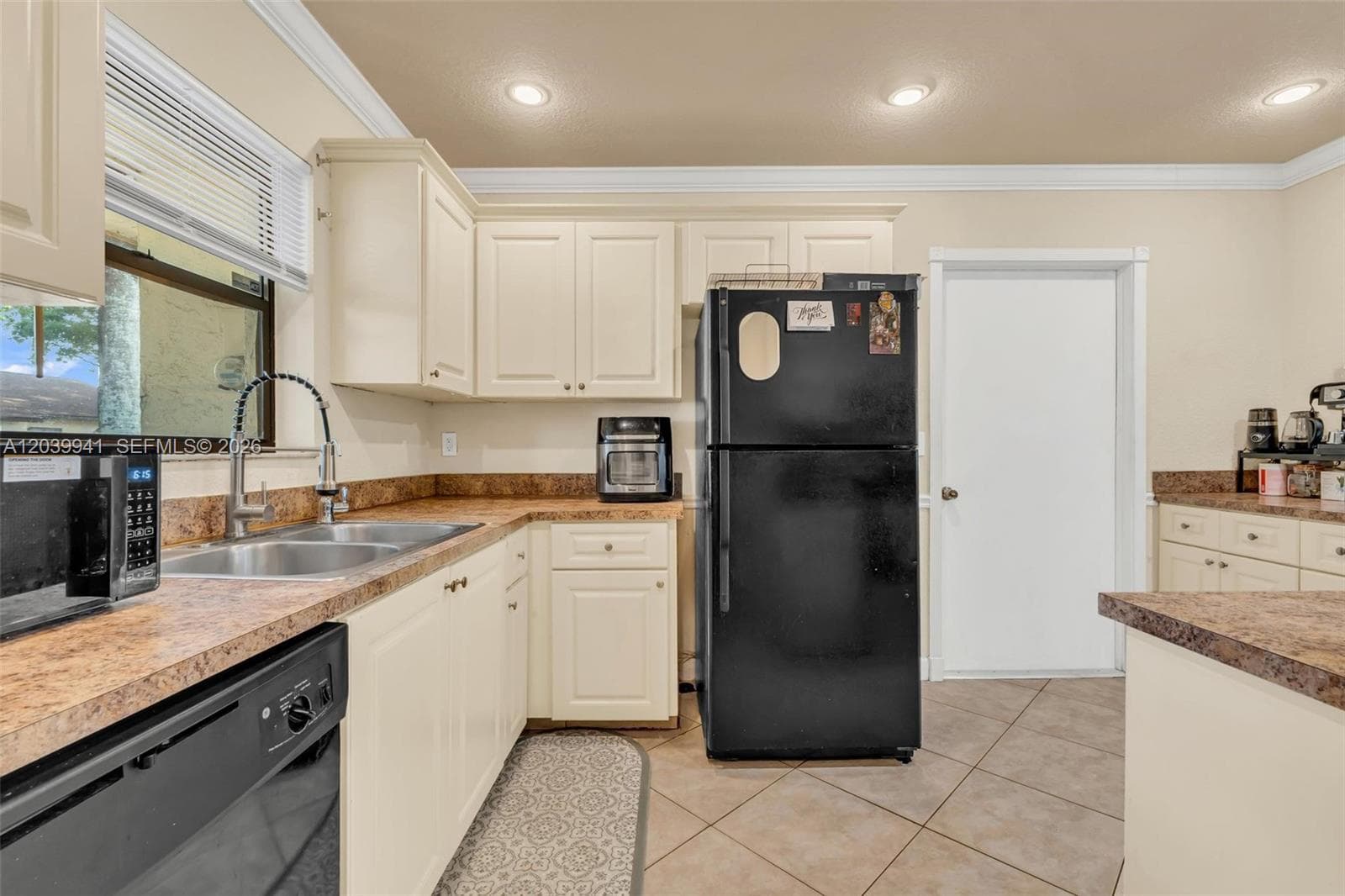 6633 N Parkway Dr # 7, Margate FL 33068 photo 5