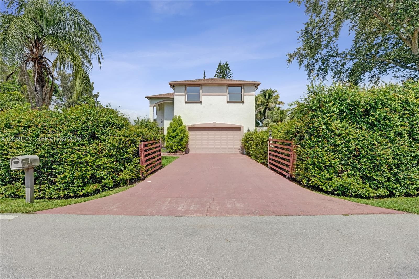2151 NW 121st Ave, Plantation FL 33323 photo 3