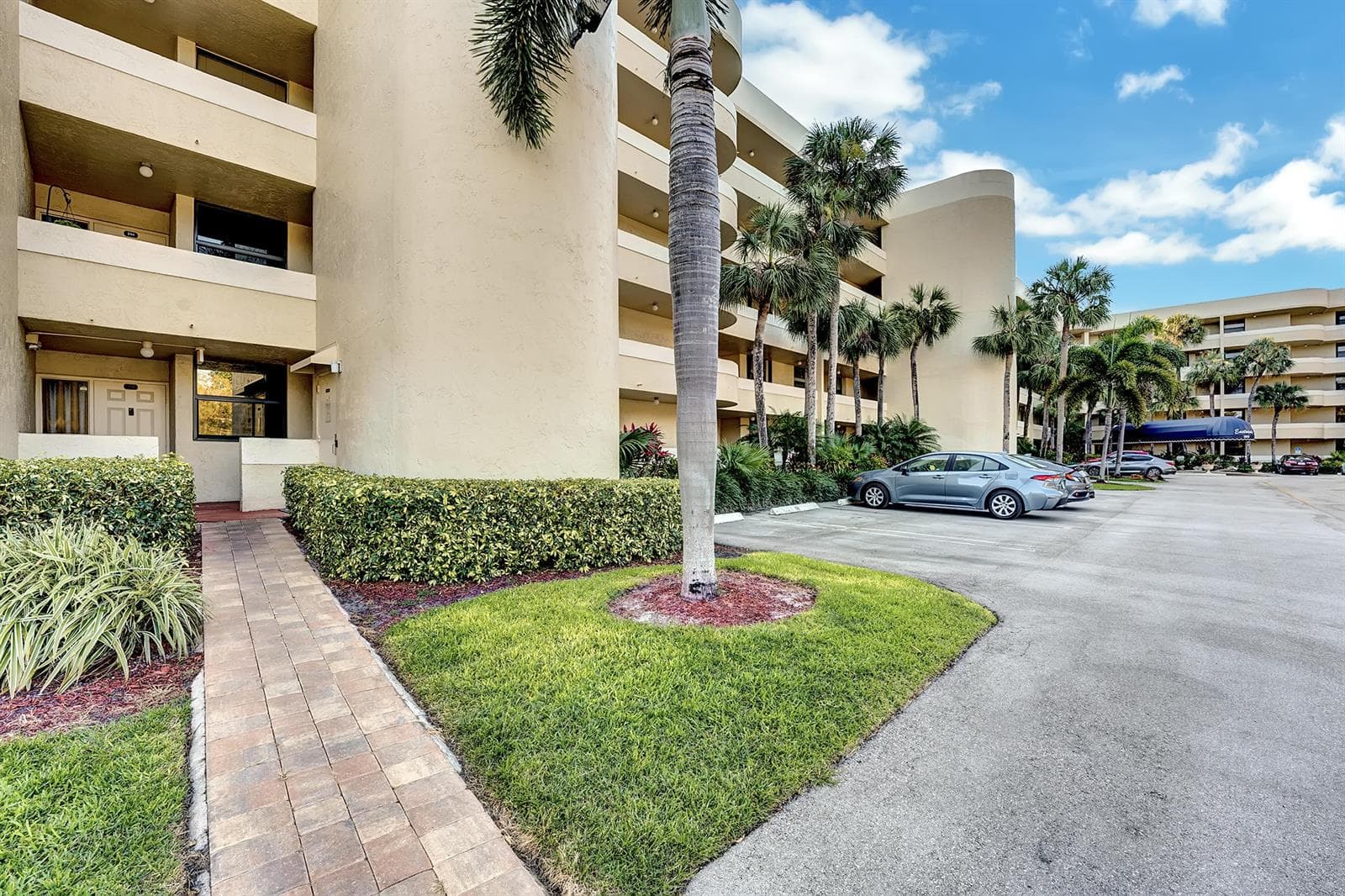 1850 Homewood Boulevard # 1030, Delray Beach FL 33445 photo 2