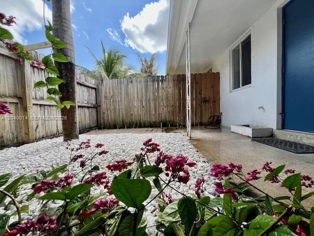 590 NW 40th Ct # 3, Oakland Park FL 33309 photo 3