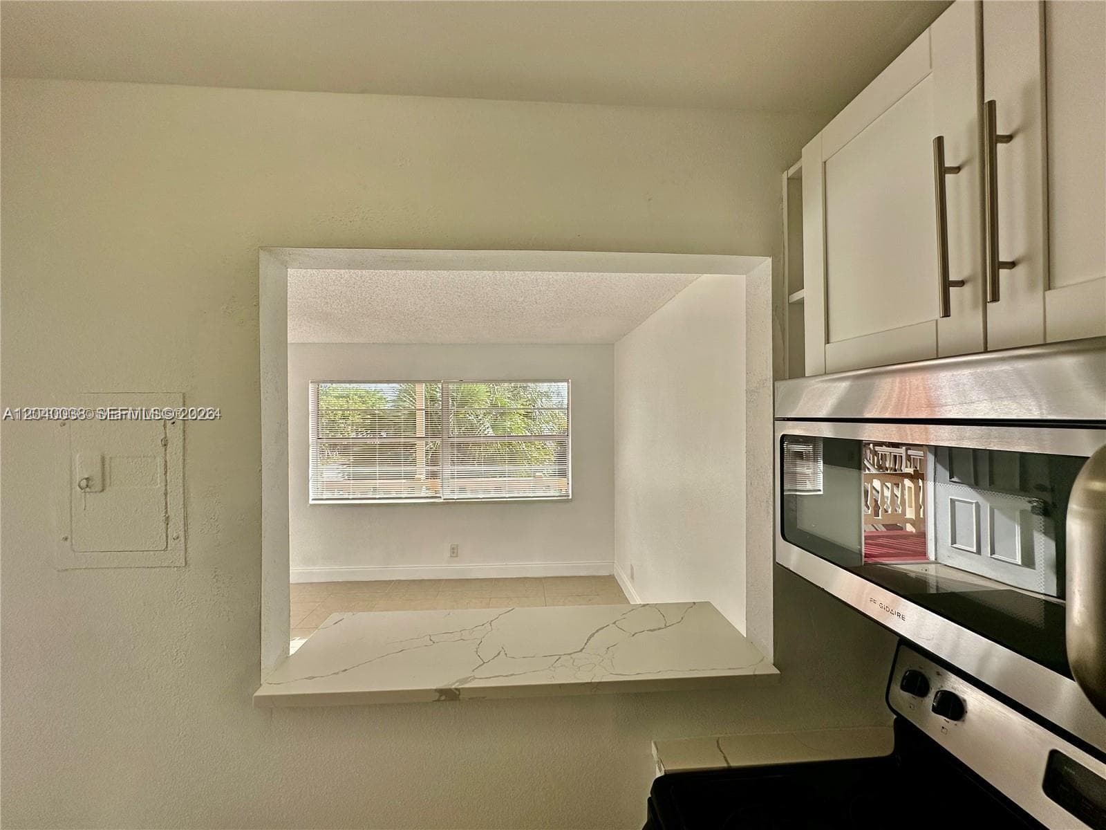 241 SE 9th Ave # 207, Pompano Beach FL 33060 photo 2