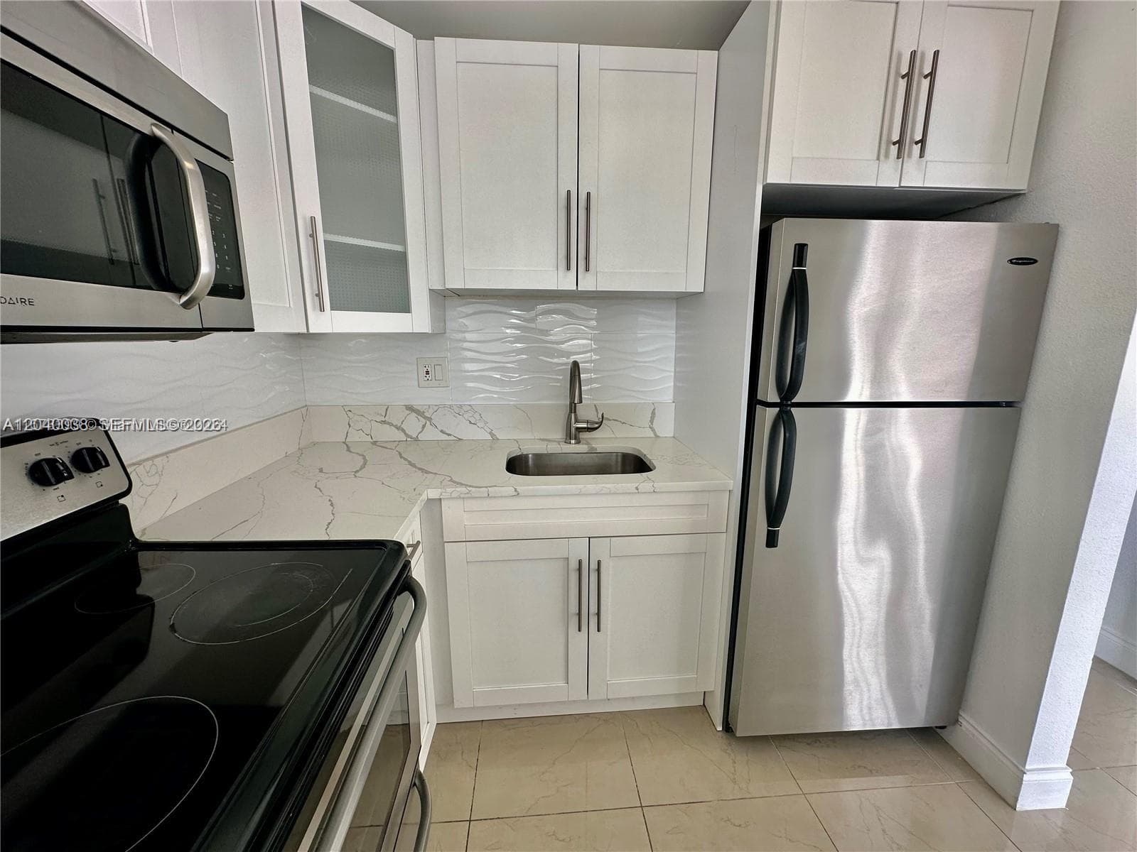 241 SE 9th Ave # 207, Pompano Beach FL 33060 photo 3
