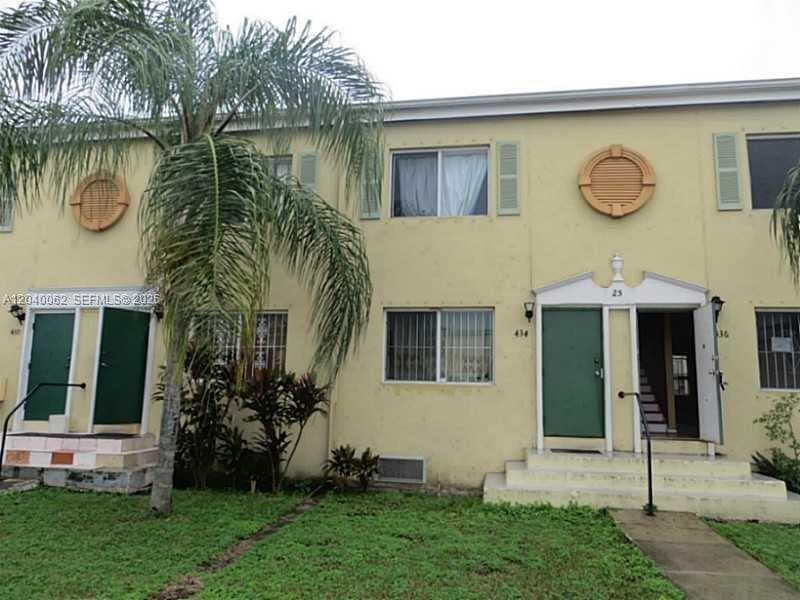 436 NW 84th Ter # 436, Miami FL 33150 photo 2
