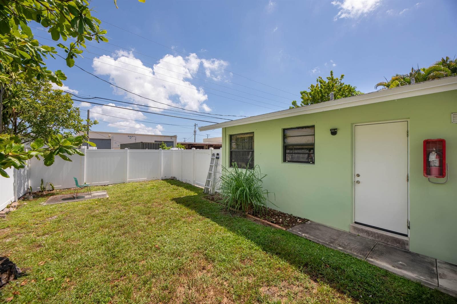 805 NE 40th Street # 3, Oakland Park FL 33334 photo 2