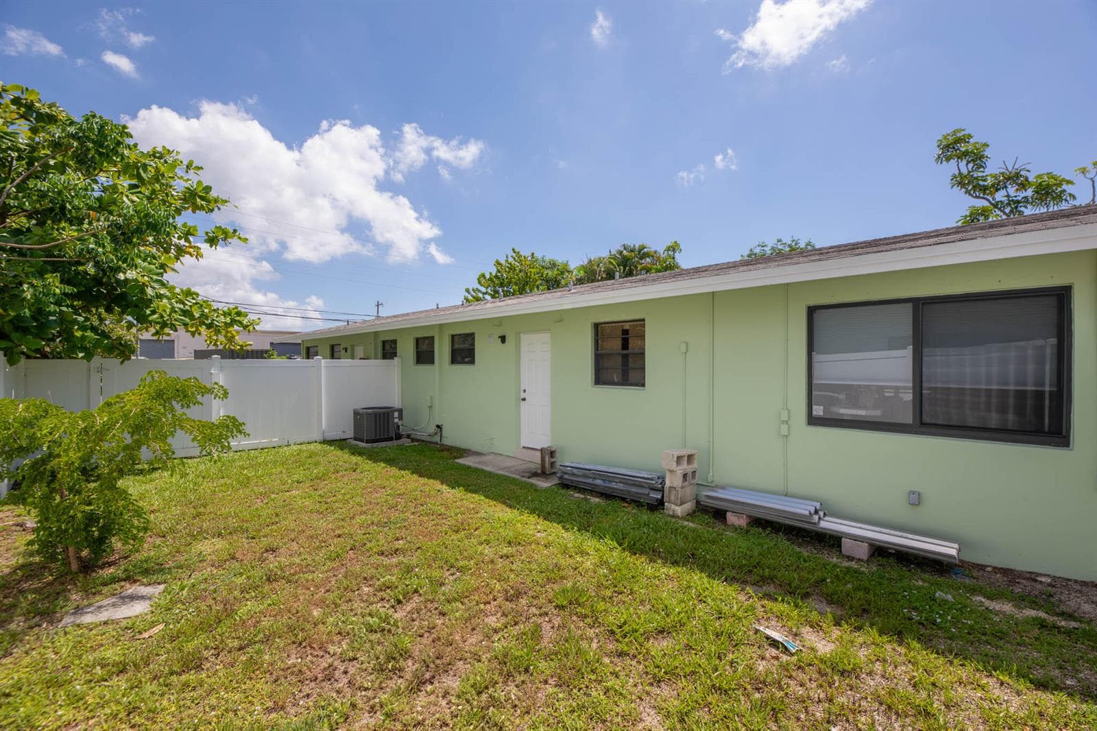 805 NE 40th Street # 3, Oakland Park FL 33334 photo 3