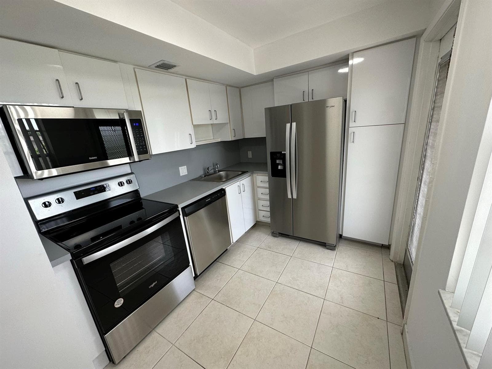 2651 S Course Drive # 503, Pompano Beach, FL 33069 photo 2