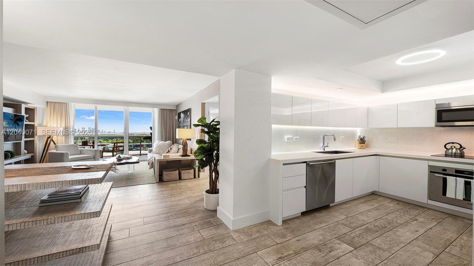 102 24 # 1545, Miami Beach FL 33139 photo 2
