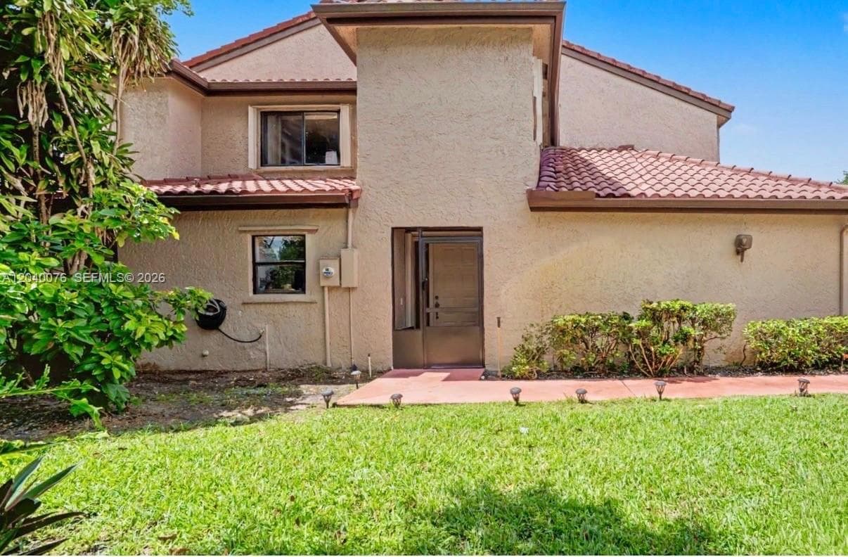 3539 W Inverrary Blvd W, Lauderhill FL 33319 photo 2