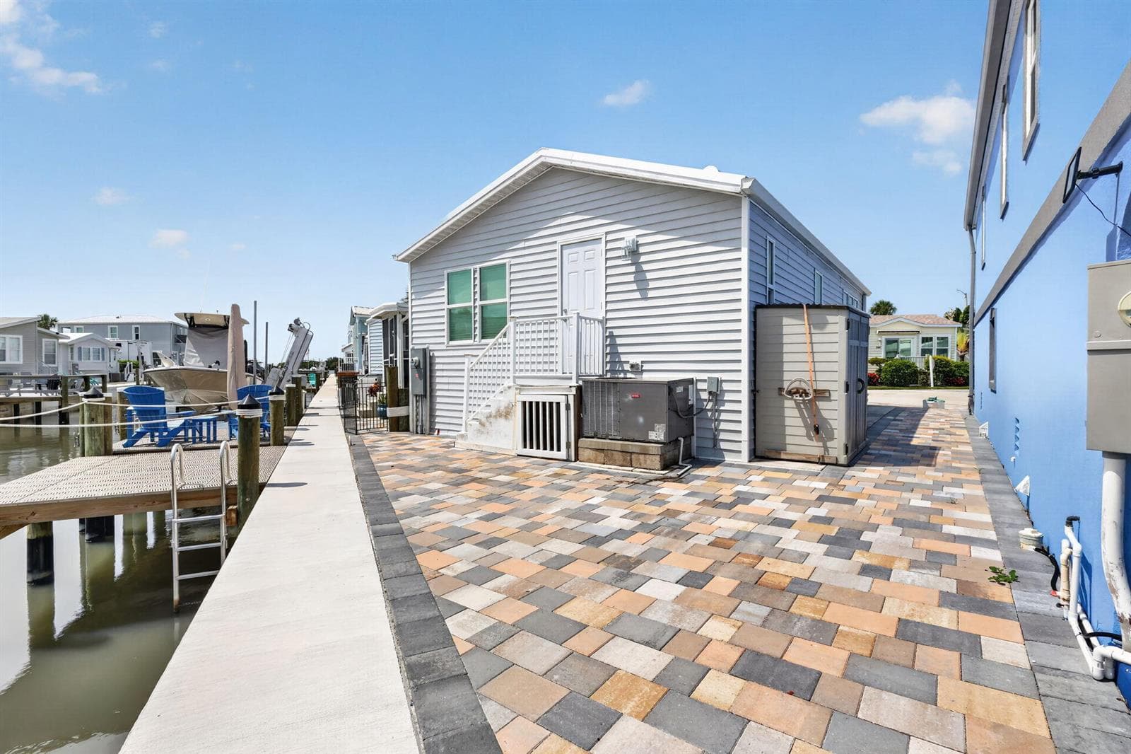 351 Nettles Boulevard, Jensen Beach FL 34957 photo 2