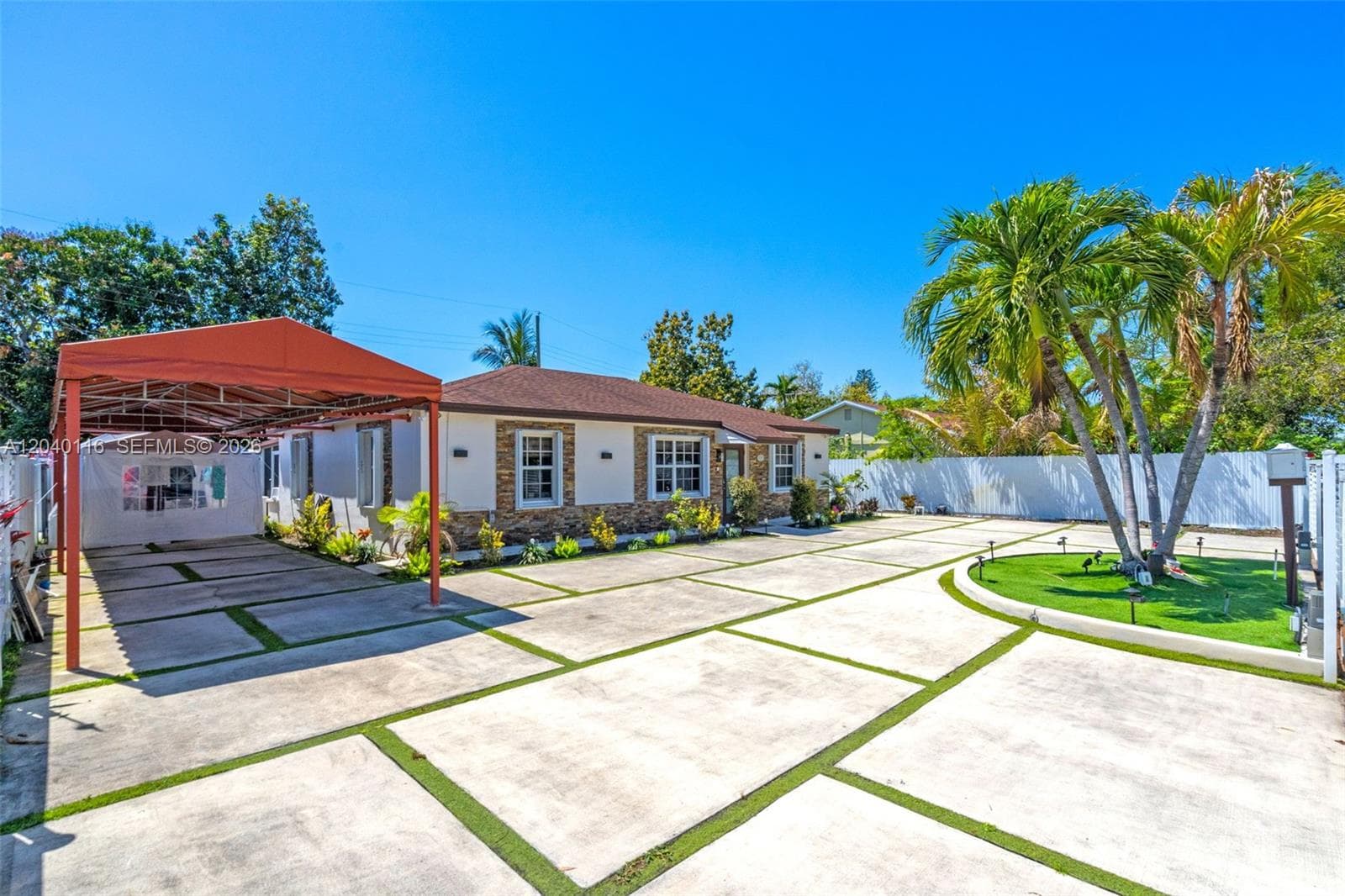 302 NW 100th St, Miami FL 33150 photo 3