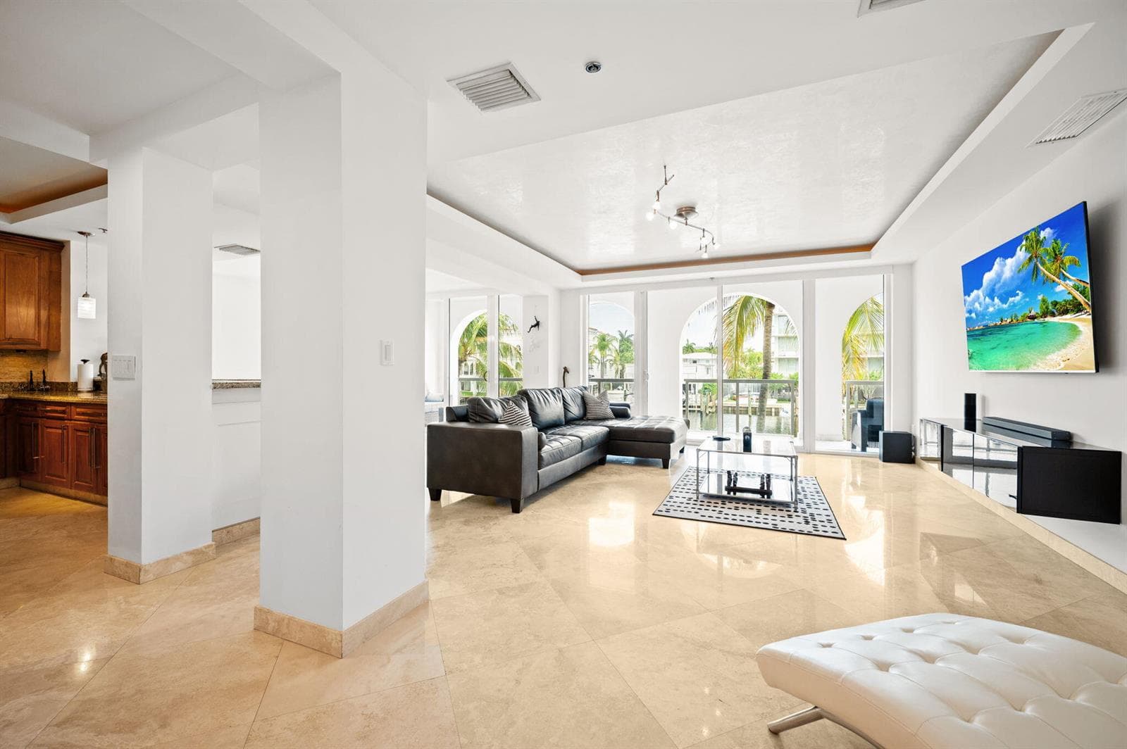 48 Hendricks Isle # a, Fort Lauderdale FL 33301 photo 5