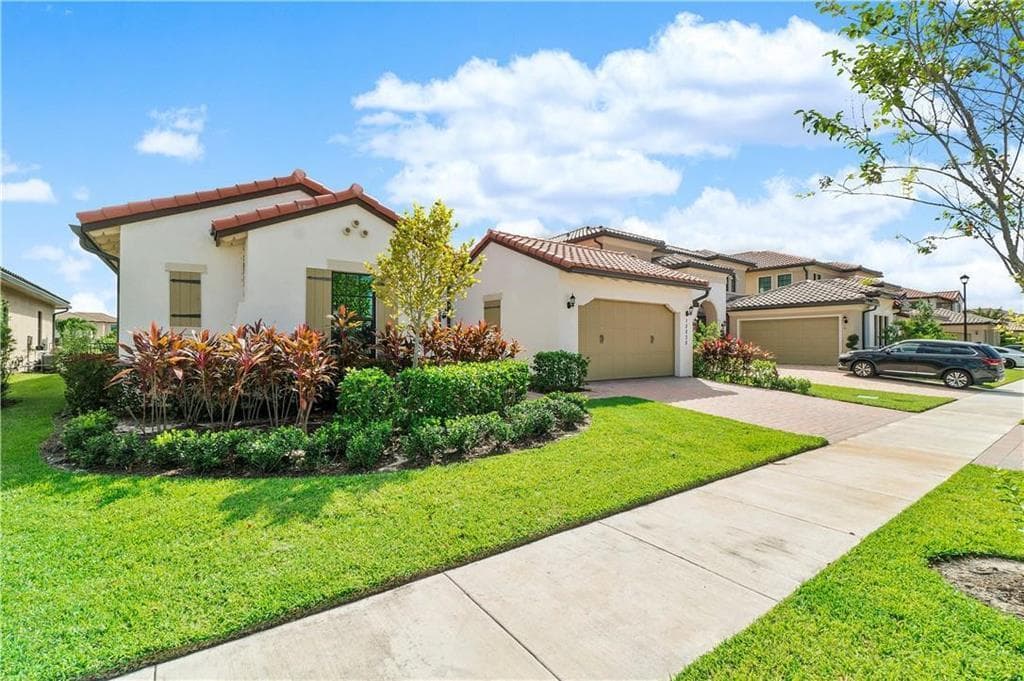12030 Lake Trail Lane, Parkland FL 33076 photo 2