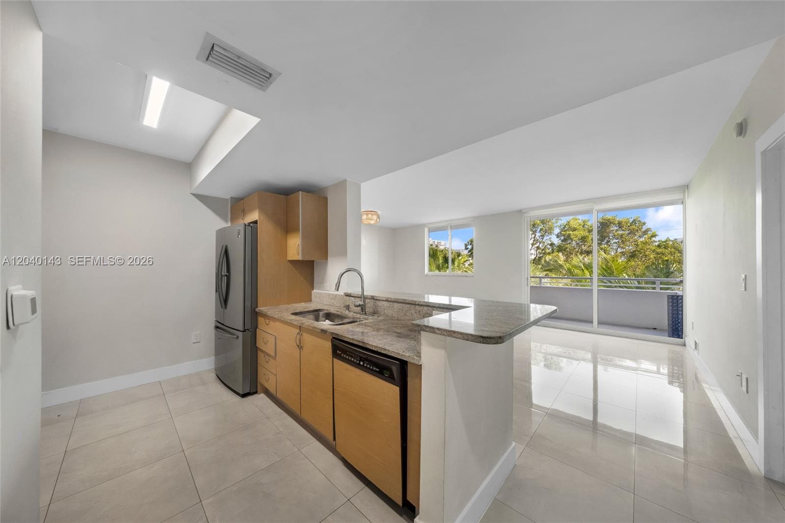 2775 NE 187th St # 318, Aventura FL 33180 photo 3