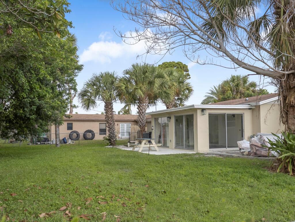 371 W 34th Street, Riviera Beach FL 33404 photo 4