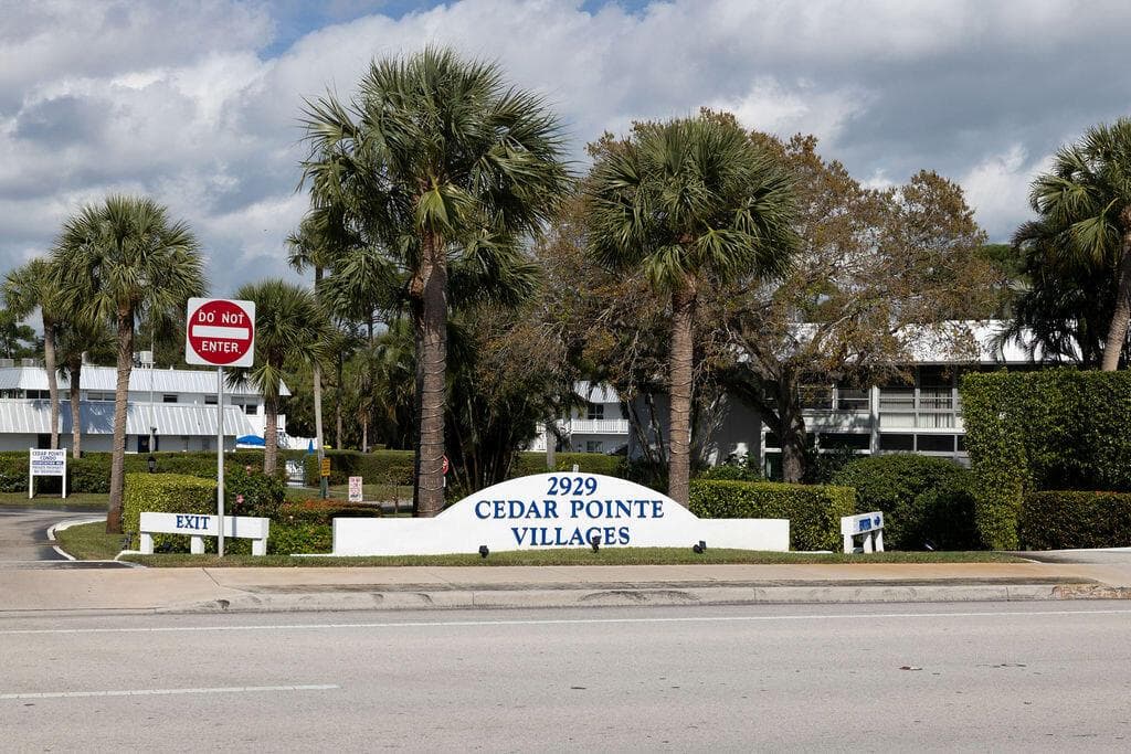 2929 SE Ocean Boulevard # 130-8, Stuart FL 34996 photo 3