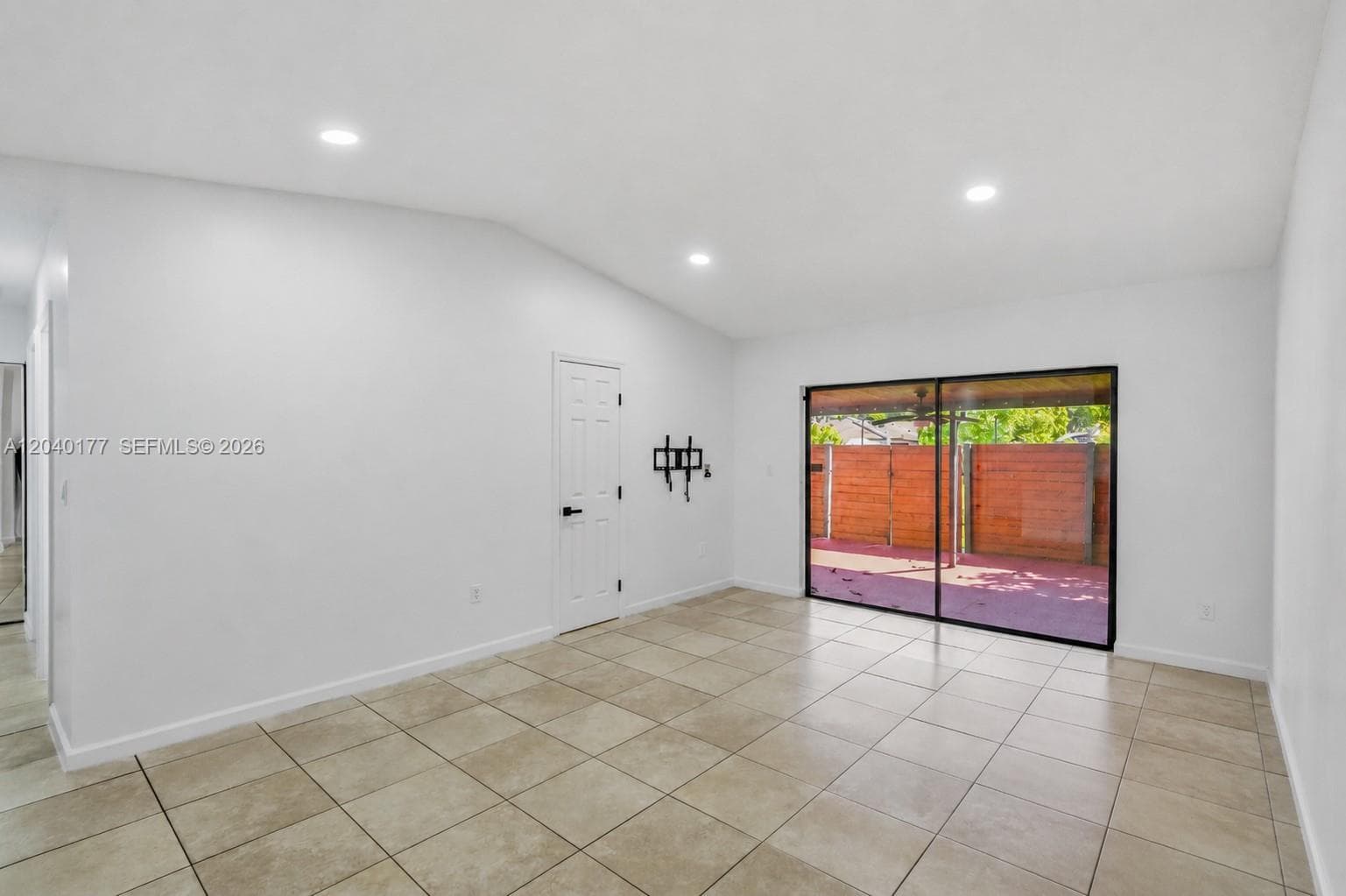 5113 SW 138th Ave Cir, Miami FL 33175 photo 3