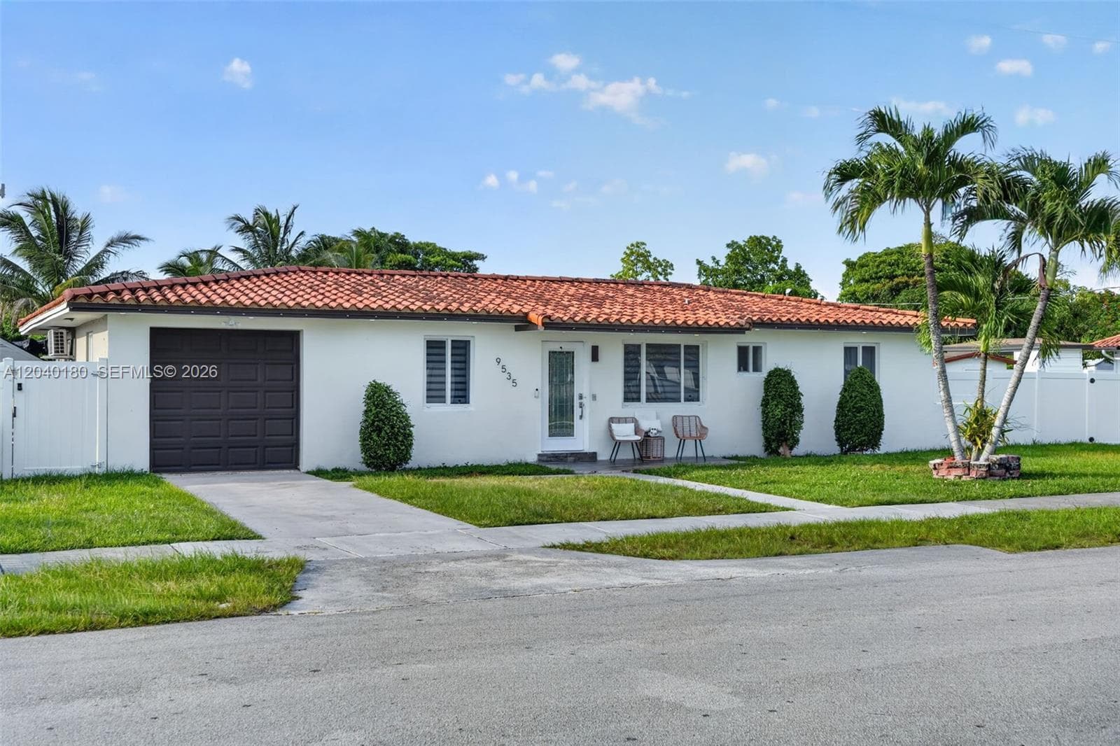 9535 SW 42nd St, Miami FL 33165 photo 3