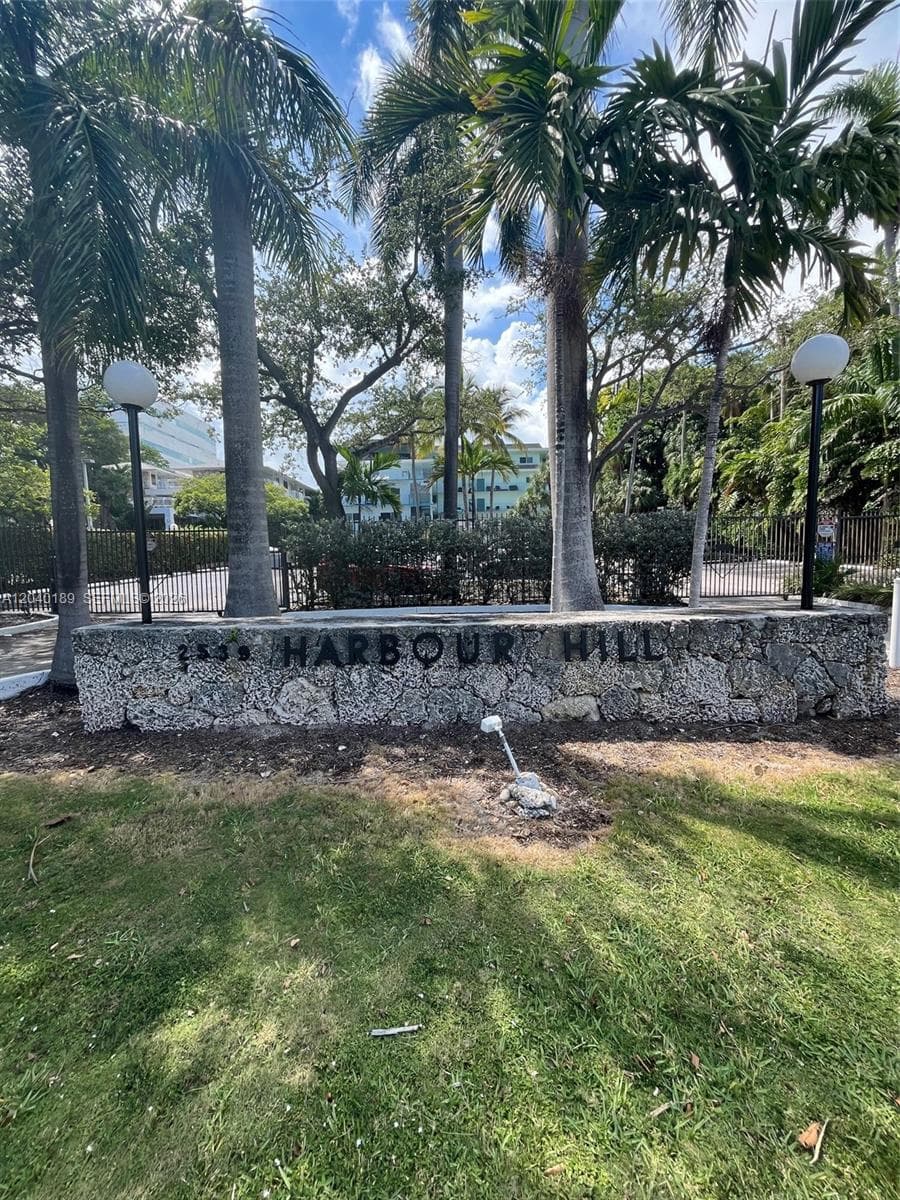 2539 S Bayshore Dr # 320A, Miami FL 33133 photo 2