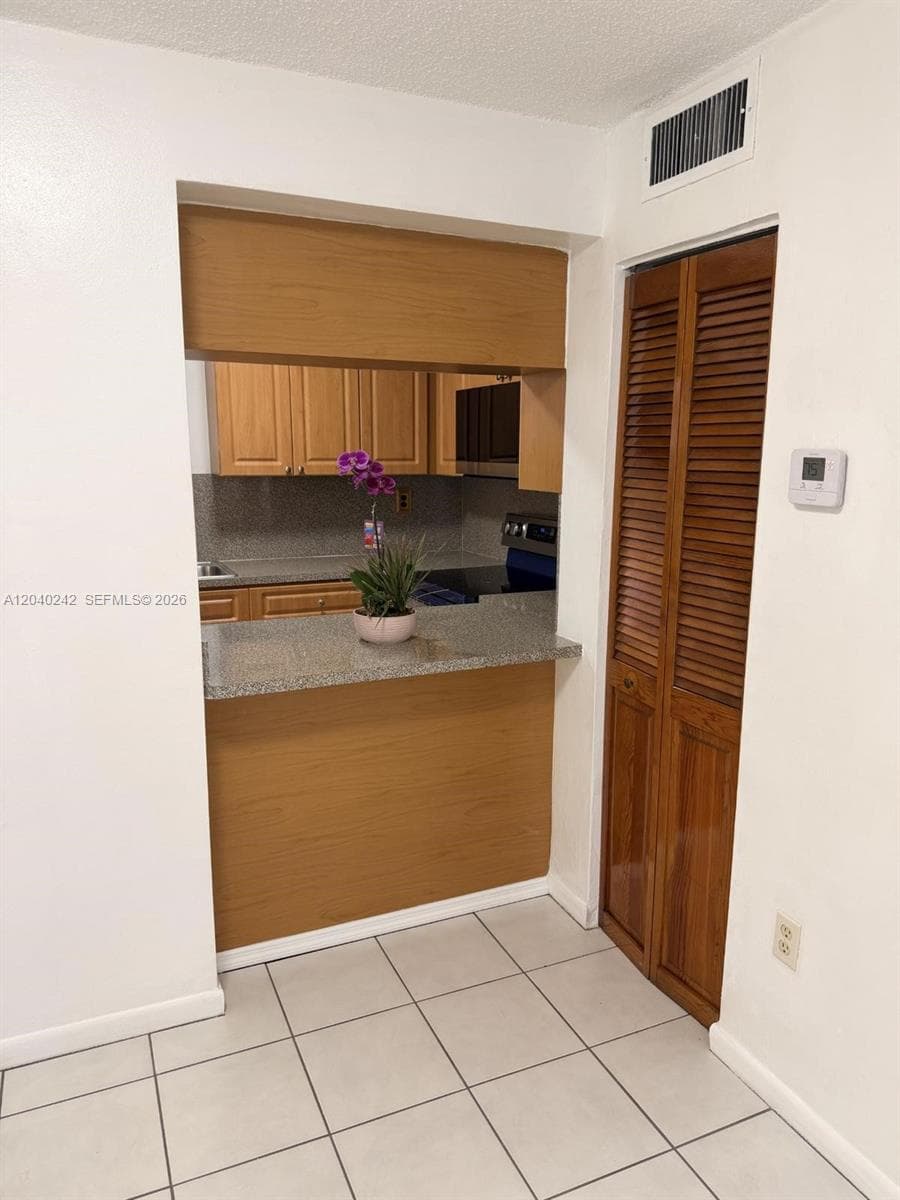 1910 W 56th St # 3312, Hialeah FL 33012 photo 5