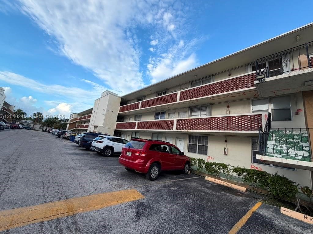 1790 79th St Cswy # B307, North Bay Village FL 33141 photo 2