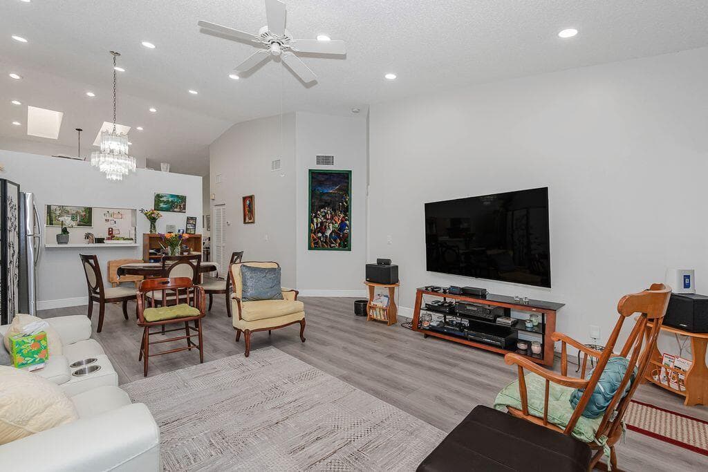3459 Inverrary W # 3459, Lauderhill FL 33319 photo 4