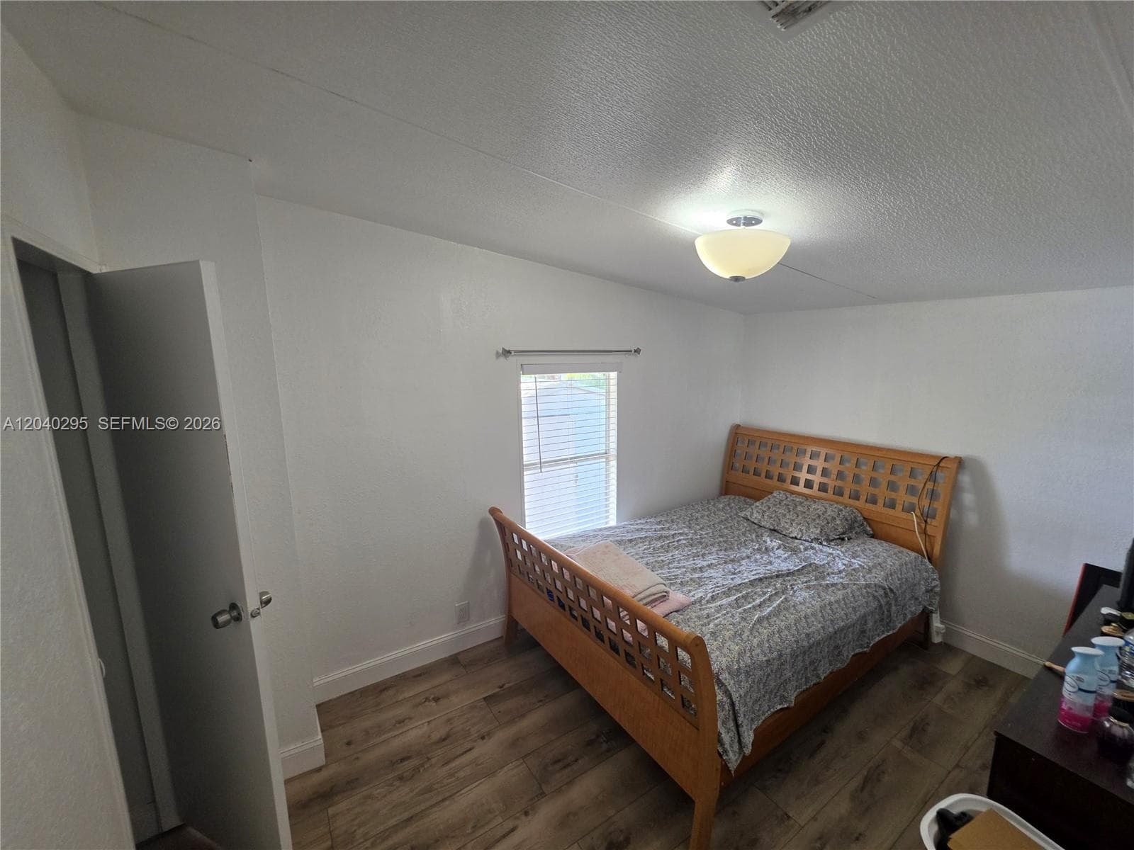 1529 SW 131 Avenue, Miami FL 33184 photo 5