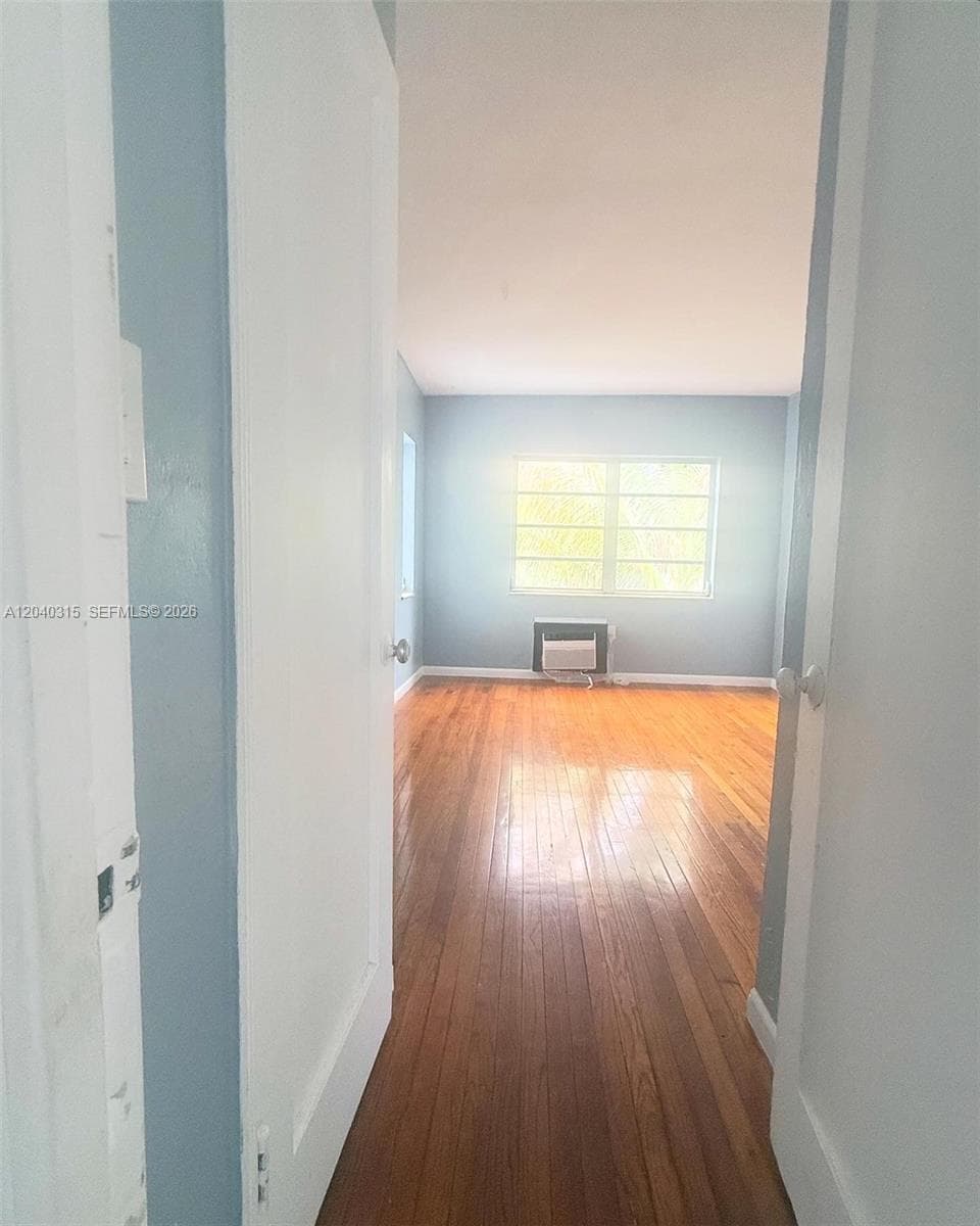 1730 Marseille Dr, Miami Beach FL 33141 photo 3