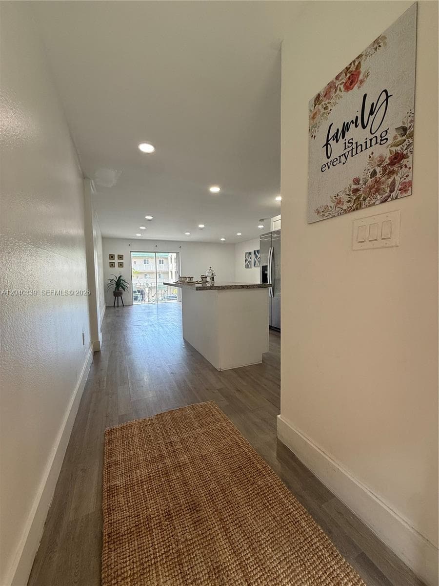 6780 W 2nd Ct # 212, Hialeah FL 33012 photo 2