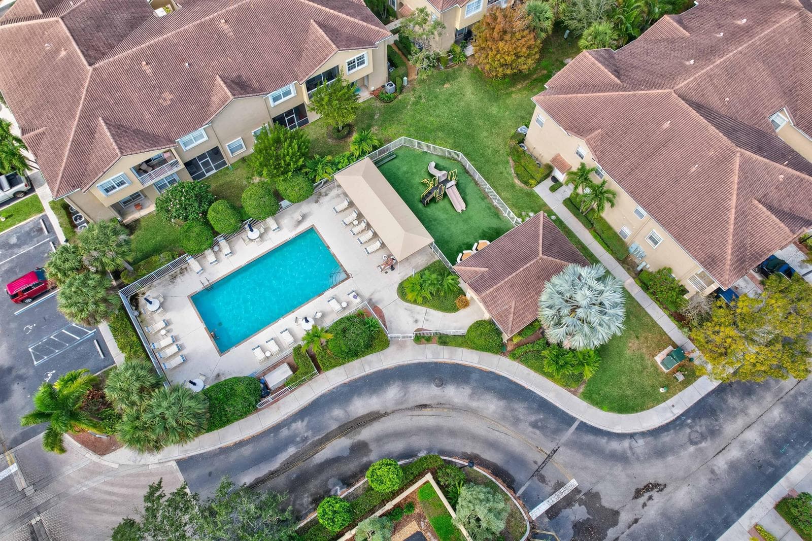 115 Lighthouse Circle # B, Tequesta FL 33469 photo 2