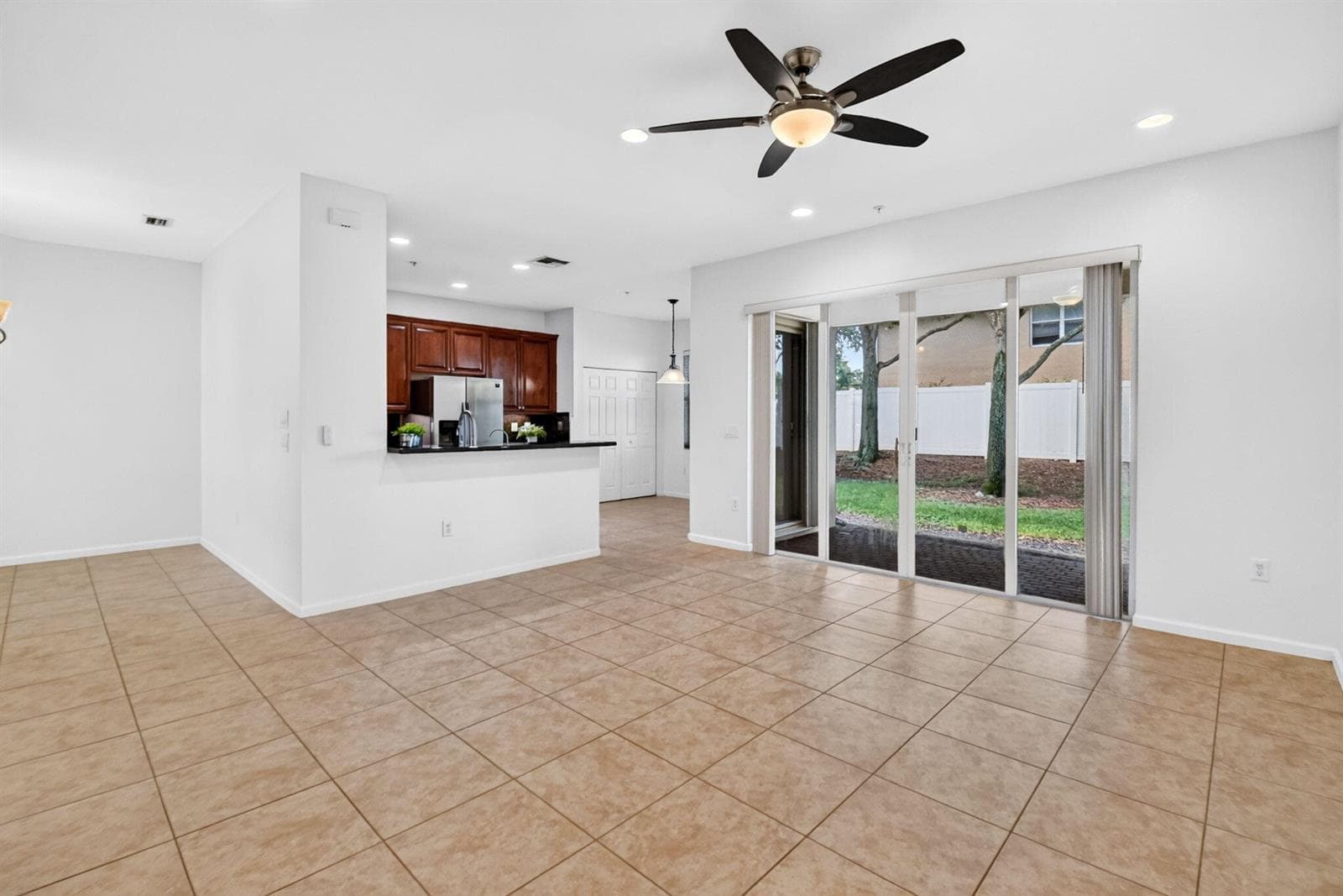 7662 Spatterdock Drive, Boynton Beach FL 33437 photo 3
