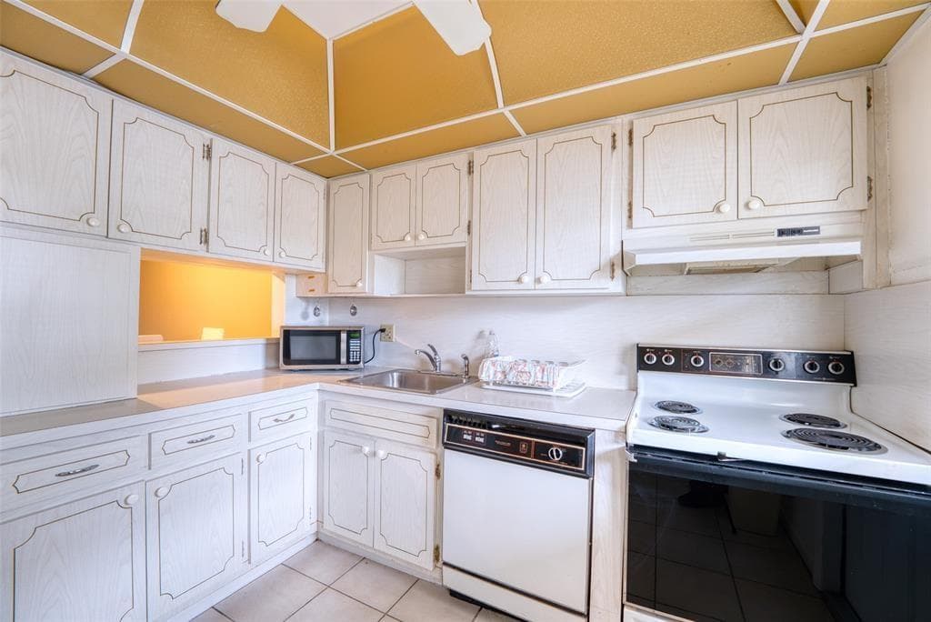 4700 Washington Street # 105, Hollywood FL 33021 photo 3